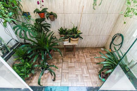 Casa para alugar com 370m², 5 quartos e 4 vagas Casa para alugar com 370m², 5 quartos e 4 vagasJardim de inverno - Sala