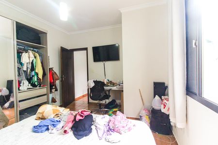 Casa para alugar com 370m², 5 quartos e 4 vagas Casa para alugar com 370m², 5 quartos e 4 vagasQuarto 4
