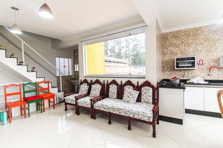 Casa para alugar com 370m², 5 quartos e 4 vagas Casa para alugar com 370m², 5 quartos e 4 vagasSala/Cozinha