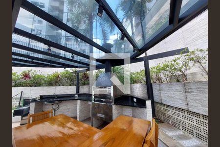Apartamento à venda com 85m², 2 quartos e 2 vagasChurrasqueira