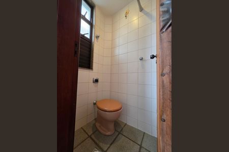 Apartamento para alugar com 100m², 3 quartos e 2 vagas Apartamento para alugar com 100m², 3 quartos e 2 vagasBanheiro de serviço