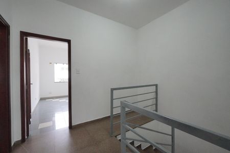 Casa para alugar com 350m², 3 quartos e 9 vagasCorredor