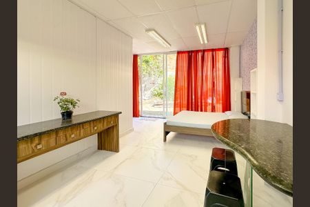 Sala de casa para alugar com 1 quarto, 30m² em São João do Rio Vermelho, Florianópolis