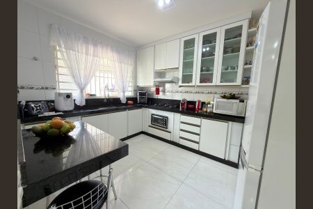 Cozinha de casa à venda com 4 quartos, 254m² em Dona Clara, Belo Horizonte