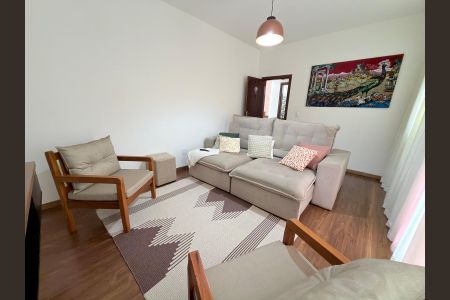 Sala de casa à venda com 4 quartos, 254m² em Dona Clara, Belo Horizonte