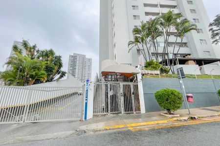Apartamento à venda com 64m², 2 quartos e 1 vaga Apartamento à venda com 64m², 2 quartos e 1 vagaFachada
