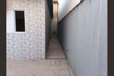 Área externa de casa para alugar com 2 quartos, 90m² em Vila Edna, Guarujá