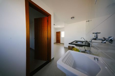 Apartamento para alugar com 30m², 1 quarto e sem vaga Apartamento para alugar com 30m², 1 quarto e sem vagaCozinha e Área de Serviço
