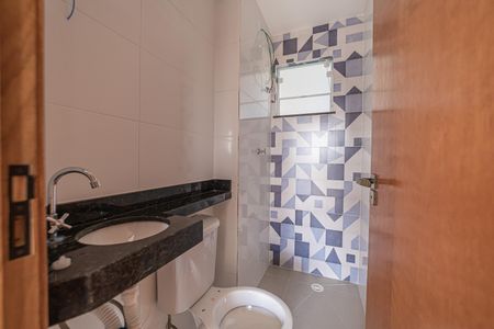 Apartamento para alugar com 33m², 2 quartos e sem vaga Apartamento para alugar com 33m², 2 quartos e sem vagaBanheiro