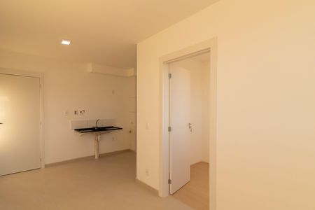 Sala de apartamento para alugar com 2 quartos, 35m² em Centro, Guarulhos