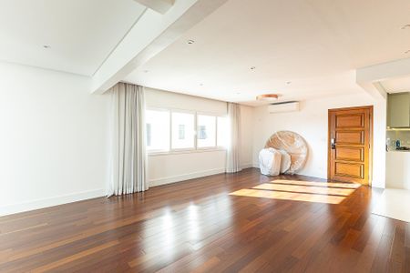 Apartamento à venda com 97m², 2 quartos e 1 vaga Apartamento à venda com 97m², 2 quartos e 1 vagaSala