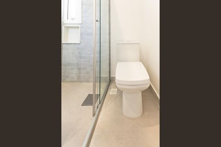 Apartamento à venda com 97m², 2 quartos e 1 vaga Apartamento à venda com 97m², 2 quartos e 1 vagaBanheiro da Suíte 2
