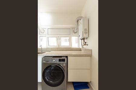 Apartamento à venda com 97m², 2 quartos e 1 vaga Apartamento à venda com 97m², 2 quartos e 1 vagaÁrea de Serviço