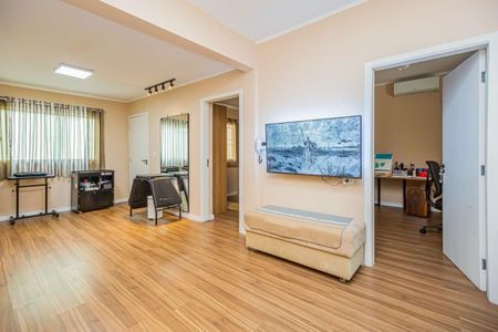 Foto 02 de casa à venda com 5 quartos, 223m² em Chácara Inglesa, São Paulo