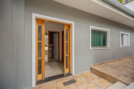 Casa à venda com 223m², 5 quartos e 8 vagas Casa à venda com 223m², 5 quartos e 8 vagasFoto 01