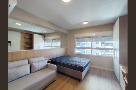 Quarto de kitnet/studio para alugar com 1 quarto, 27m² em Passo d’Areia, Porto Alegre