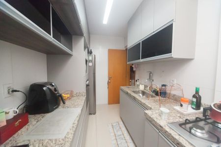 Apartamento à venda com 69m², 2 quartos e 1 vaga Apartamento à venda com 69m², 2 quartos e 1 vagaCozinha