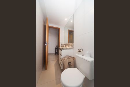 Apartamento à venda com 69m², 2 quartos e 1 vaga Apartamento à venda com 69m², 2 quartos e 1 vagaBanheiro Social