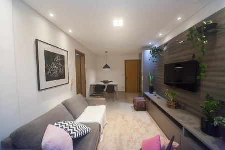Apartamento à venda com 69m², 2 quartos e 1 vaga Apartamento à venda com 69m², 2 quartos e 1 vagaSala