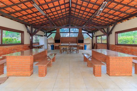 Apartamento à venda com 60m², 2 quartos e 1 vaga