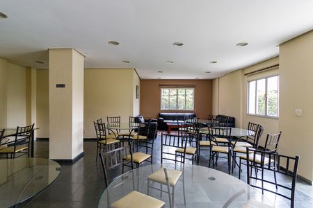 Apartamento à venda com 60m², 2 quartos e 1 vaga