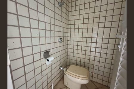 Casa para alugar com 420m², 4 quartos e 4 vagas