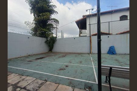 Casa para alugar com 420m², 4 quartos e 4 vagas