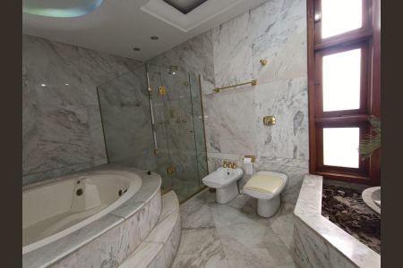 Casa para alugar com 420m², 4 quartos e 4 vagas