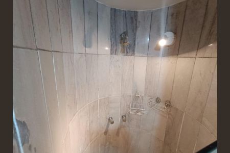 Casa para alugar com 420m², 4 quartos e 4 vagas