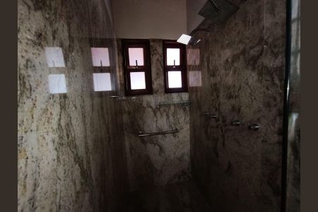 Casa para alugar com 420m², 4 quartos e 4 vagas