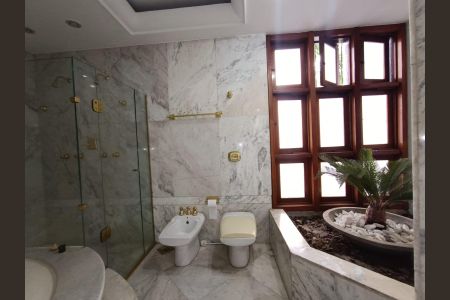Casa para alugar com 420m², 4 quartos e 4 vagas
