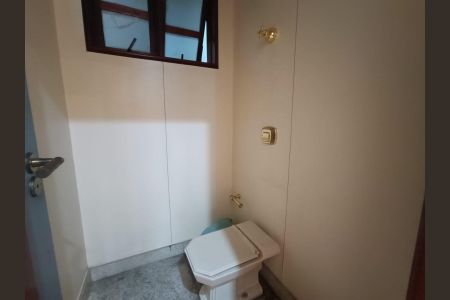 Casa para alugar com 420m², 4 quartos e 4 vagas