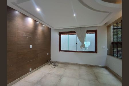 Casa para alugar com 420m², 4 quartos e 4 vagas
