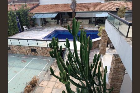 Casa para alugar com 420m², 4 quartos e 4 vagas