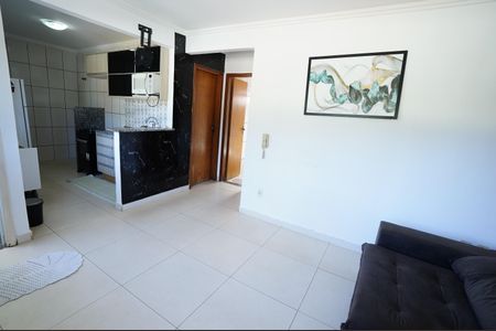 Casa de condomínio para alugar com 55m², 2 quartos e 1 vaga