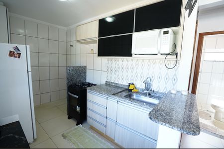 Casa de condomínio para alugar com 55m², 2 quartos e 1 vaga