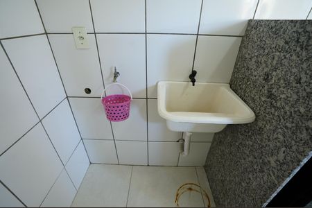 Casa de condomínio para alugar com 55m², 2 quartos e 1 vaga