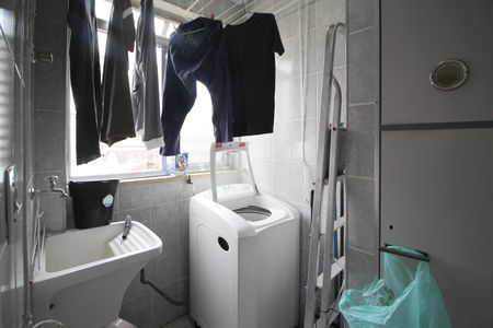 Apartamento à venda com 80m², 2 quartos e 1 vaga Apartamento à venda com 80m², 2 quartos e 1 vagaÁrea de Serviço