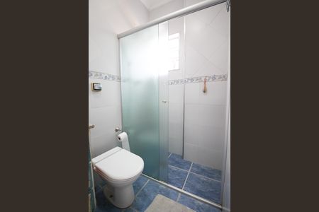 Apartamento à venda com 80m², 2 quartos e 1 vaga Apartamento à venda com 80m², 2 quartos e 1 vagaBanheiro da Suíte 1