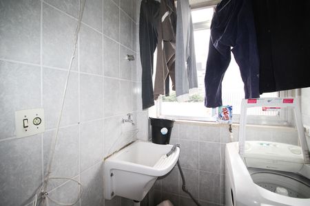 Apartamento à venda com 80m², 2 quartos e 1 vaga Apartamento à venda com 80m², 2 quartos e 1 vagaÁrea de Serviço