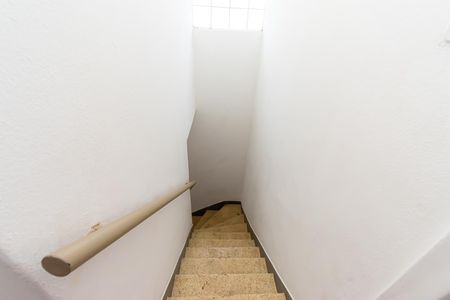 Escada de casa para alugar com 3 quartos, 120m² em Planalto Paulista, São Paulo