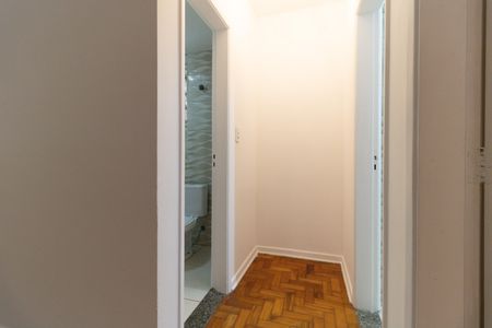 Apartamento para alugar com 44m², 1 quarto e sem vaga Apartamento para alugar com 44m², 1 quarto e sem vagaCorredor
