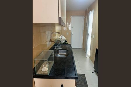 Apartamento à venda com 66m², 2 quartos e 1 vaga Apartamento à venda com 66m², 2 quartos e 1 vagaCozinha