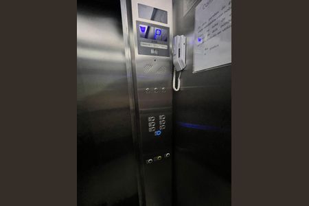 Apartamento à venda com 66m², 2 quartos e 1 vaga Apartamento à venda com 66m², 2 quartos e 1 vagaElevador