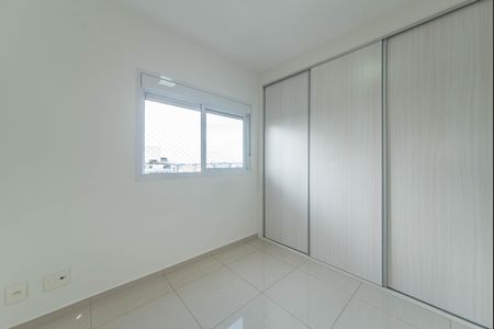 Apartamento à venda com 70m², 2 quartos e 2 vagas Apartamento à venda com 70m², 2 quartos e 2 vagasSuite
