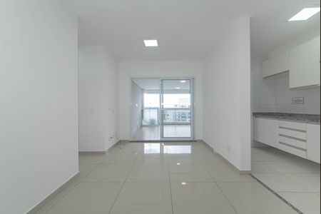 Apartamento à venda com 70m², 2 quartos e 2 vagas Apartamento à venda com 70m², 2 quartos e 2 vagasSala