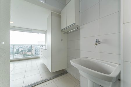 Apartamento à venda com 70m², 2 quartos e 2 vagas Apartamento à venda com 70m², 2 quartos e 2 vagasLavanderia