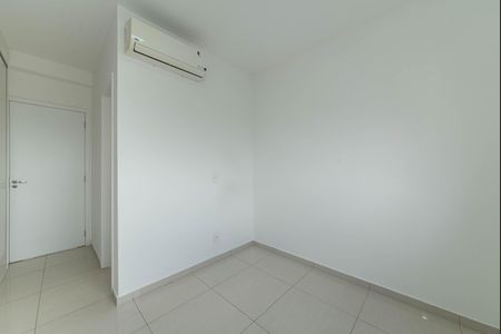 Apartamento à venda com 70m², 2 quartos e 2 vagas Apartamento à venda com 70m², 2 quartos e 2 vagasSuite