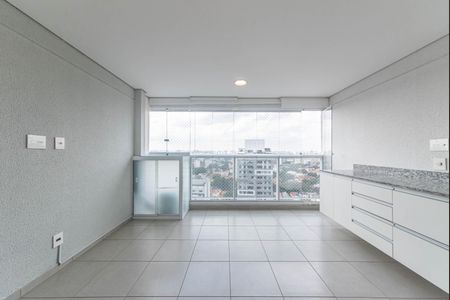 Apartamento à venda com 70m², 2 quartos e 2 vagas Apartamento à venda com 70m², 2 quartos e 2 vagasVaranda