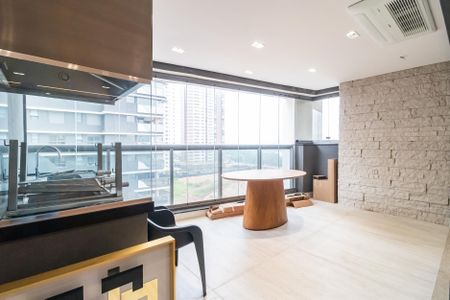 Apartamento à venda com 122m², 2 quartos e 2 vagas Apartamento à venda com 122m², 2 quartos e 2 vagasVaranda Gourmet